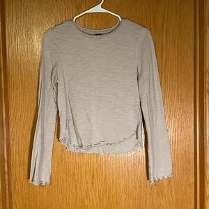 Ruffle long sleeve oat color